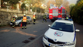 Únik ropné látky ulice Komenského