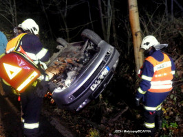 Dopravní nehoda OA v příkopu Roblín