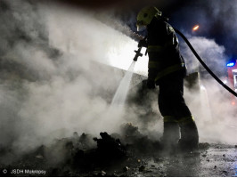 Požár kontejnerů ulice Na Drahách