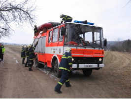 Záchrana topícího se psa z Berounky