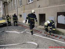 Cvičný požár mokropeské školy