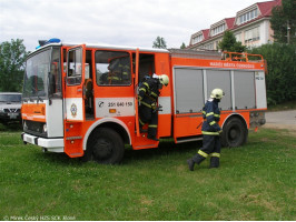 Taktické cvičení  Požár mokropeské školy 2009