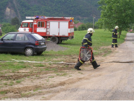 Taktické cvičení  Požár mokropeské školy 2009
