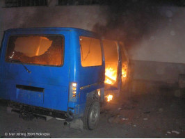 Požár auta Ford Tranzit v Šibě
