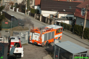 Požár louky a křoví Choteč