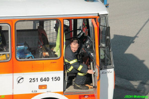 Požár plastového kontejneru Karlická