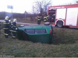 Dopravní nehoda OA ulice Vrážská