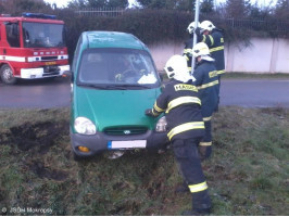 Dopravní nehoda OA ulice Vrážská