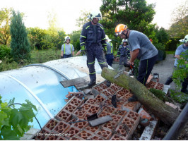 Likvidace následků  bouře a nárazového větru