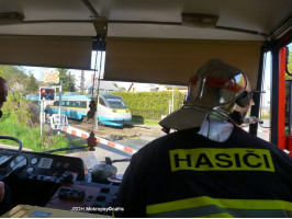 Požár lesa nad tratí kopec Staňkovka