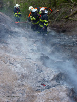 Požár lesa nad tratí kopec Staňkovka