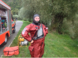 Pondělní výcvik na raftu