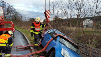 Dopravní nehoda OA ulice Pod Višňovkou