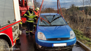 Dopravní nehoda OA ulice Pod Višňovkou