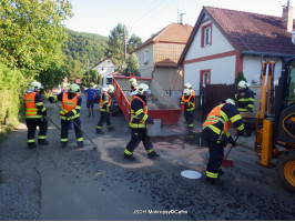 Likvidace ropné skvrny ulice Srbská