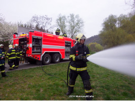 Zaškolení hasičů na CAS 30 Scania